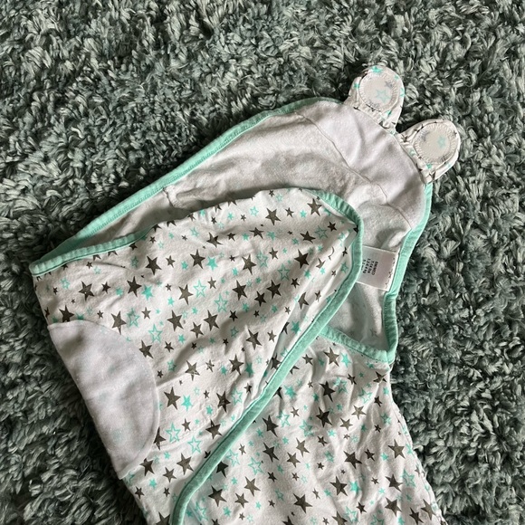 Blue and Gray New Baby Swaddles - Picture 5 of 9